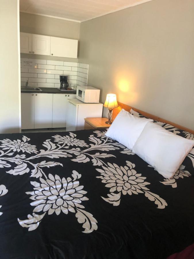 Sage Hills Motel Cache Creek Bagian luar foto