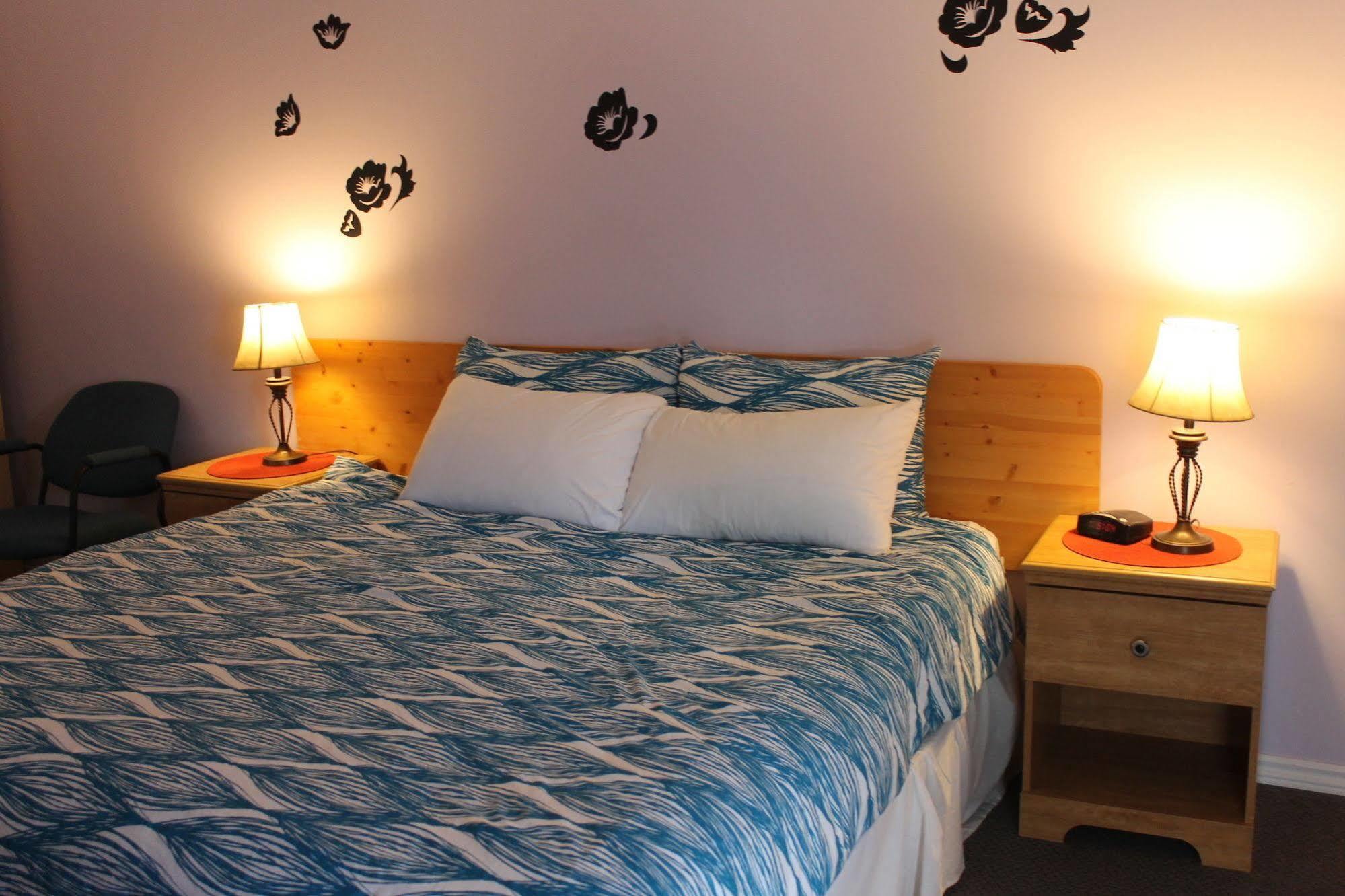 Sage Hills Motel Cache Creek Bagian luar foto